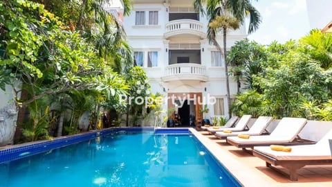 Hotel 21-Rooms for Sale in Wat Bo area
