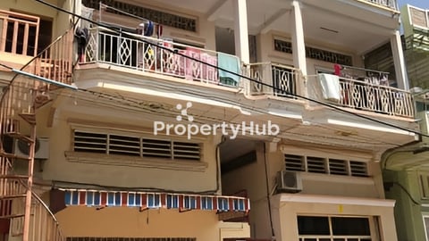 ផ្ទះលក់បន្ទាន់(មានបន្ទប់ជួលស្រាប់)