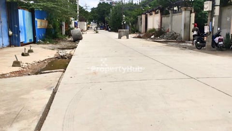 ដីលក់ជិតផ្លូវ371