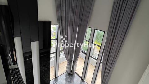 🏠វីឡាឃ្វីនសម្រាប់លក់នៅក្នុង បុរីជីបម៉ុងលែនម៉ាក៦០ម៉ែត្រ (ការដេគ័រកផ្ទះអស់ 200,00