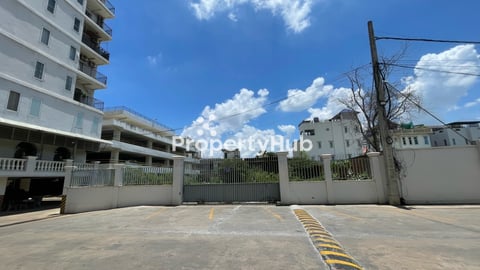 Land for Sale (1,000 sqm) in Sangkat Chroy Changvar