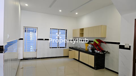 ផ្ទះលក់ ឬជួល ក្នុងបុរីទ្រីគីម 72000