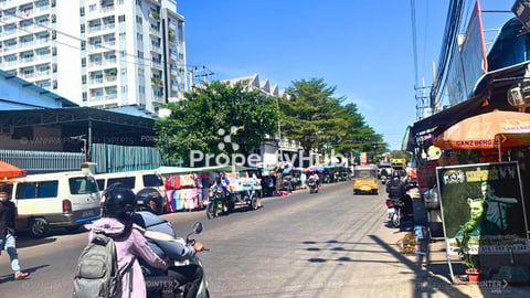 ឃ្លាំងជួលនៅលើផ្លូវសរឡា