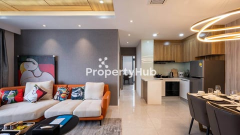 Luxury 3 Bedroom High Floor Condo with Panoramic View For Rent in Khan BKK