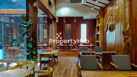 អាគារកណ្តាលក្រុងជិតមាត់ទន្លេសម្រាប់ជួល!!