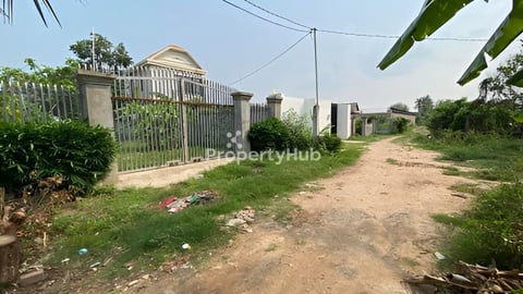 ដីលក់ ស្ថិតនៅក្នុងខណ្ឌច្បរអំពៅ  ទីតាំល្អ