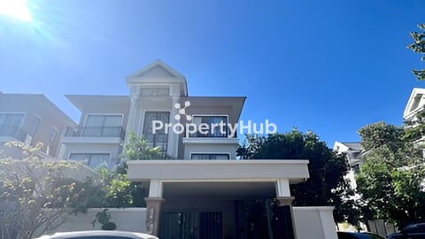 វីឡាភ្លោះBកែងសម្រាប់លក់ ( មានដេគ័រជាប់ជញ្ជាំង )