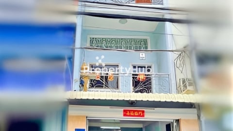 ផ្ទះល្វែងលក់