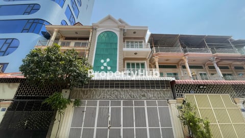 2-Flat House for Rent in Sangkat Phsar Daeum Thkov