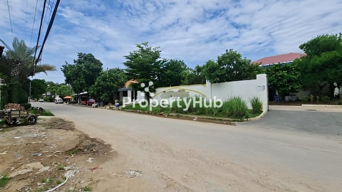 ប៊ូទិចសម្រាប់ជួល ផ្លូវ1015 ភូមិពោងពាយ សង្កាត់ភ្នំពេញថ្មី