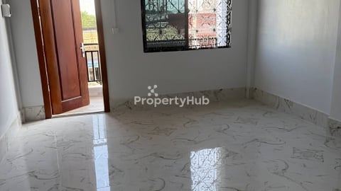 Shop house for rent (good location)