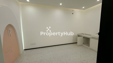 ហាងអាជីវកម្មសម្រាប់ជួល នៅសង្កាត់បឹងកេងកង១ ទីតាំងល្អ សម្រាប់ប្រកបអាជីវកម្មផ្សេងៗ…