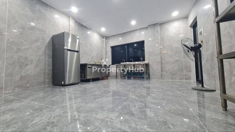 House for rent near dolphin