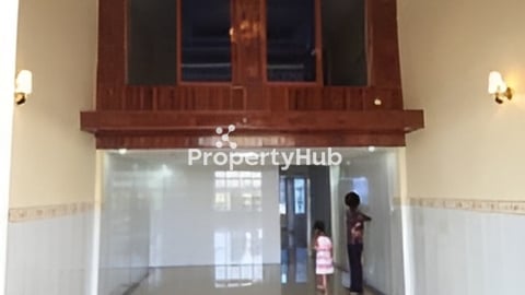 House Sell 4.2m x 16m