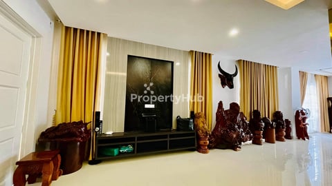 Villa for rent at The Flora 6A