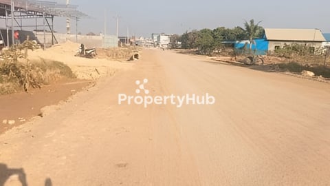 ដីលក់ឬជួល សម្រាប់ធ្វើឃ្លាំង ឬលំនៅដ្ឋាន