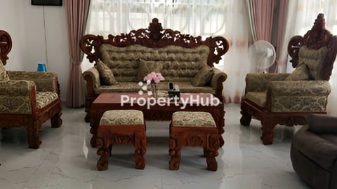 វីឡាភ្លោះជួល