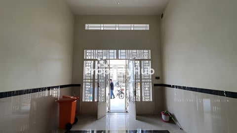 ផ្ទះល្វែងសំរាប់ជួលឬលក់