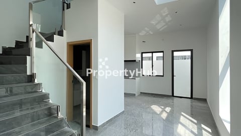 ផ្ទះលក់បន្ទាន់ទិញភ្លាមចូលនៅភ្លាម ខណ្ឌសែនសុខ(លក់តម្លៃក្រោមទីផ្សារ)មាន2ផ្ទះជាប់គ្នាបងបង