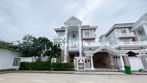 Queen Villa  Sale $1.35M  in Borey Peng Houth Boeung Snor Mastery Project