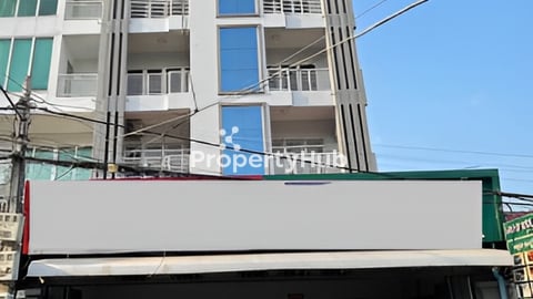 ផ្ទះសំណង់12