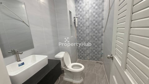 ផ្ទះសម្រាប់ជួល