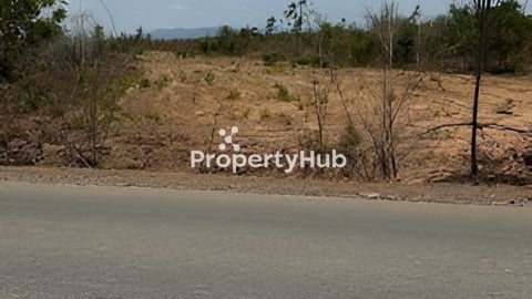 ដី​លក់​ក្បាល​ 24x100 ជាង​ ដី​ជាប់​ផ្លូវ​កៅស៊ូ​