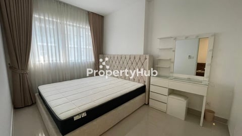 1 Bedroom Apartment For Rent at Park Land Condo 