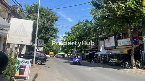 Shophouse for Sale on Street 432