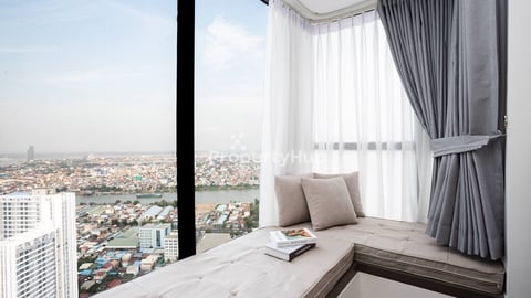 Brand New 3Bedroom condo 
