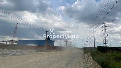 ដីលក់ជិតផ្លូវ80ម