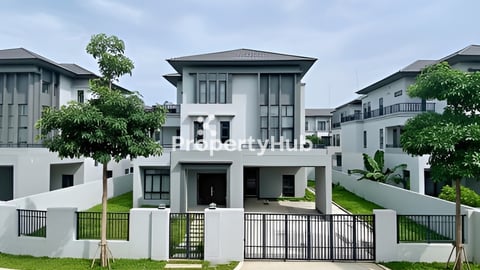 🏘 វីឡាឃ្វីន (Queen) ក្នុងបុរី ជីបម៉ុង60ម ត្រូវការលក់បន្ទាន់ខ្លាំង ​