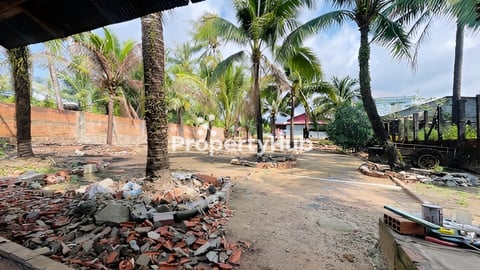 ដីលក់ជាប់ផ្លូវជាតិលេខ3​ ខាងក្រោយជាប់សមុទ្រ