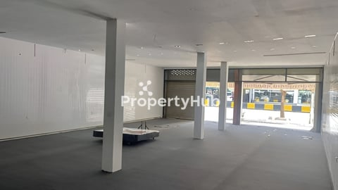 ហាងអាជីវកម្មសម្រាប់ជួល នៅបឹងកេងកងលើផ្លូវធំ Commercial shop for rent in BKK1 on m