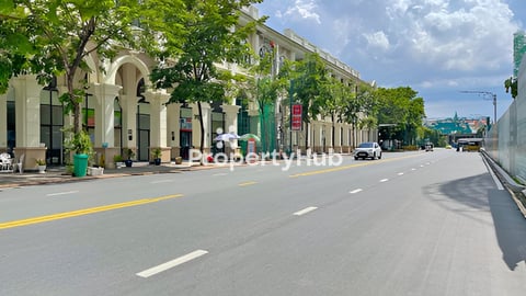 🏘 ផ្ទះអាជីវកម្ម (SH-A) ក្នុងបុរី ប៉េងហួត60ម ខណ្ឌមានជ័យ ត្រូវការលក់បន្ទាន់ខ្លាំង