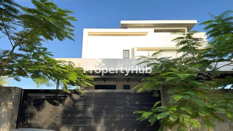 ផ្ទះទំនើបលក់ 5km ពីផ្សារចាស់