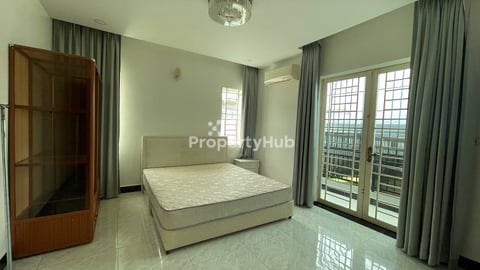 House for rent near Chinatown