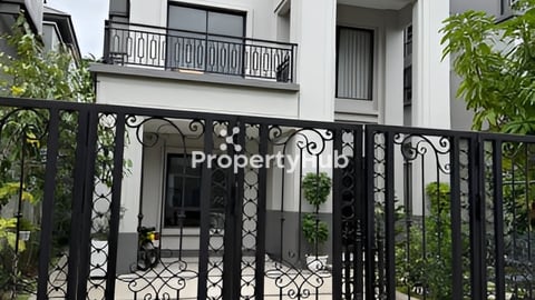 Very Urgent Sell Villa at Chip Mong 50m