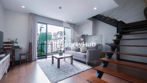 Stylish 1 Bedroom Duplex Apartment for Rent in BKK1, Central District 