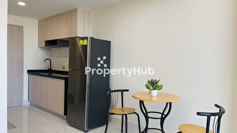 L Tower Condo (Loft Floor)