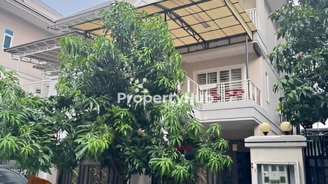 Twins villa for Sale