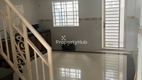 House for rent (good location)