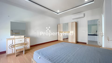 វីឡាទោលសម្រាប់ជួល នៅ បុរី ថោនវីឡា ជិតផ្លូវ60m សាលាអន្តជាតិISPP