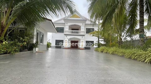 Holiday Villa for rent