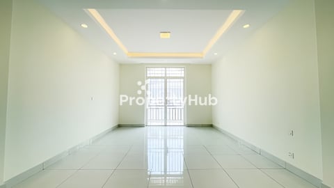  ផ្ទះអាជីវកម្ម (SH) ក្នុងបុរី ភ្នំពេញថ្មី (ក្រុងតាខ្មៅ) ត្រូវការលក់បន្ទាន់ខ្លាំង