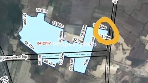 ដីនៅលើផ្លូវ 8A ទំហំ 8ហត្ថជាង