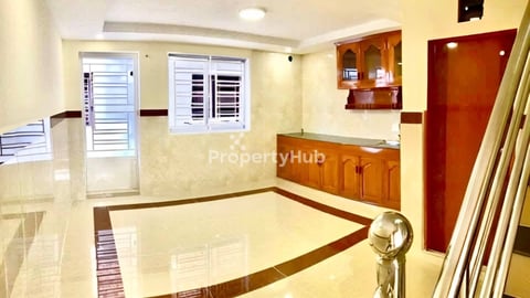 💥ផ្ទះល្វែង លក់បន្ទាន់ខ្លាំង! តម្លៃក្រោមទីផ្សារខ្លាំង នៅម្តុំចំការដូង