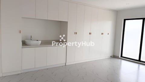 Space សម្រាប់ជួលនៅសែនសុខ | commercial spaces for lease at SenSok