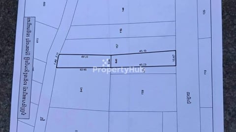 ដីនៅក្បែរផ្លូវ៦០m និងក្បែរផ្សារAeon03 សំរាបលក់បន្ទាន់