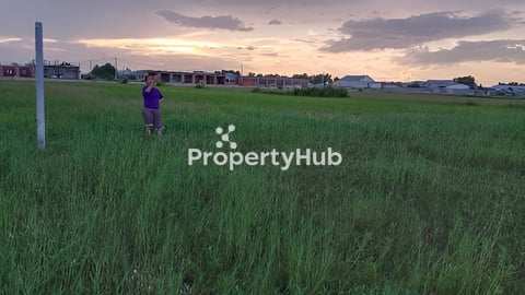 ដីលក់បន្ទាន់ខ្លាំង